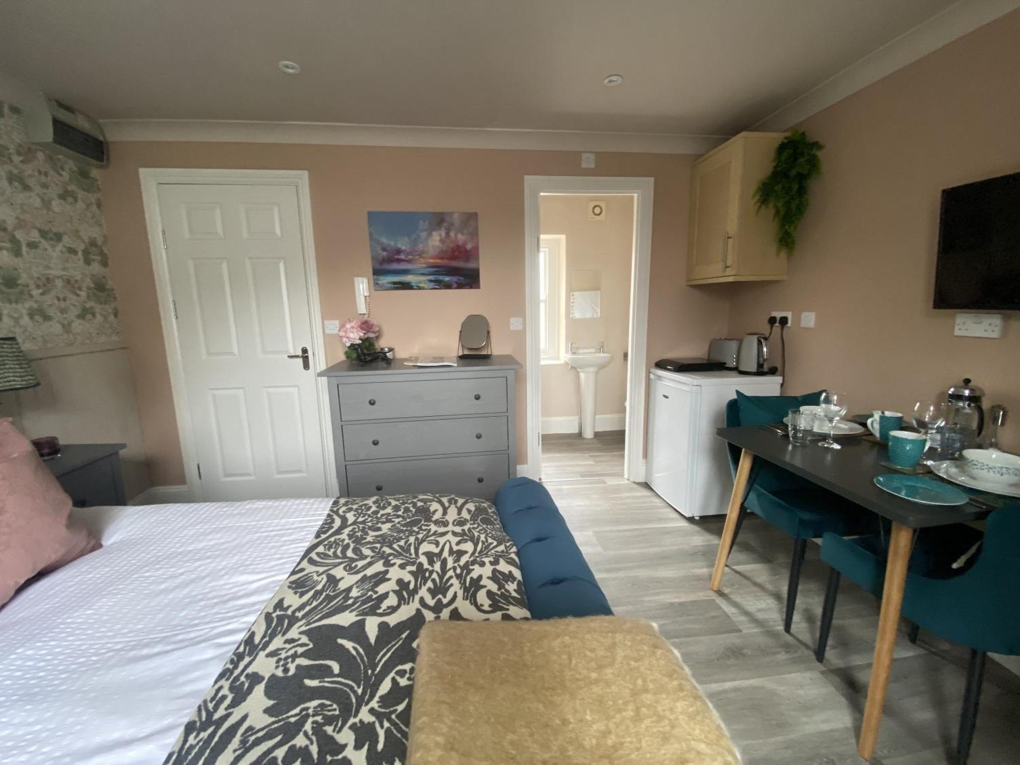 Number Four Russell House, Apartment, Centre Of Tavistock, Devon Tavistock (Devon)